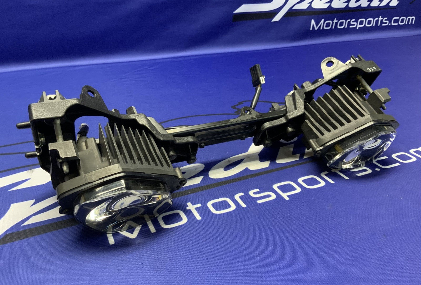 Yamaha Headlight Assembly YZF-R6 2017-2020 OEM BN6-84300-00-00-7