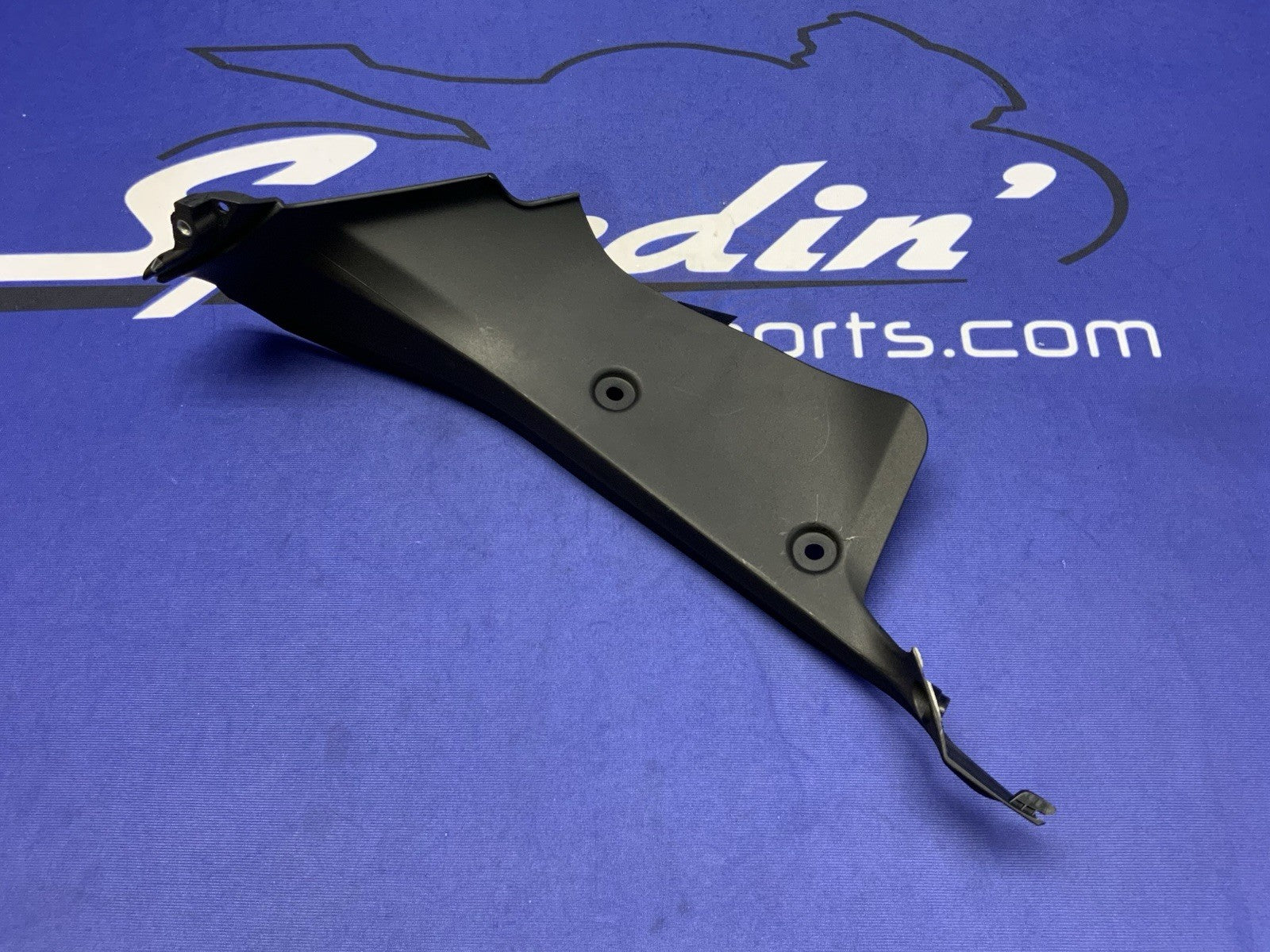 Ducati Right Side Body Cowl Cover Panigale V2 2020-2025 OEM 4601H641AA