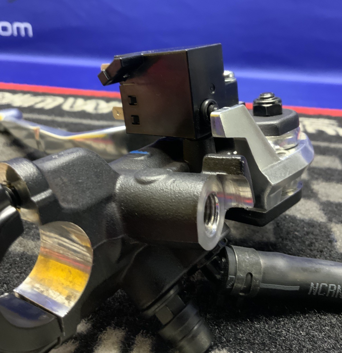 Yamaha Front Brake Master Cylinder YZF-R9 2025 OEM BKN-2583T-00-00