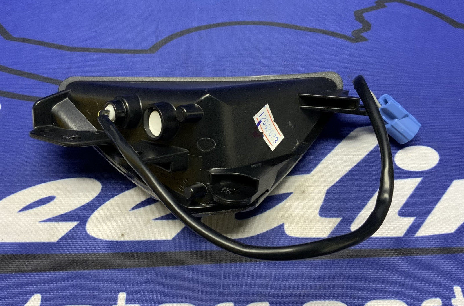 Kawasaki Right Front Turn Signal ZX-6R 2024-2026 OEM 23040-0160