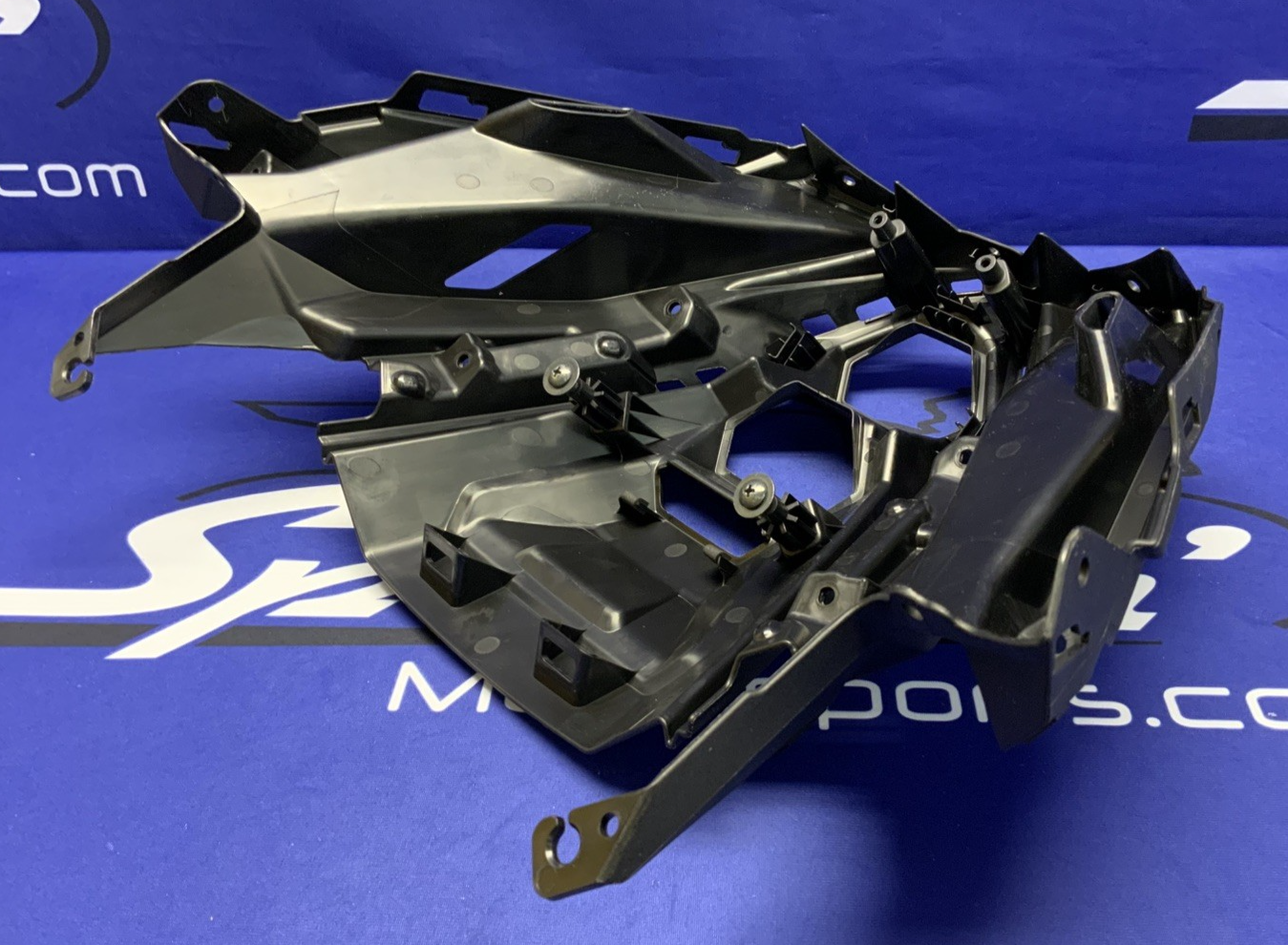 Suzuki Front Cowling Body GSX-8R 2024-2026 OEM 94412-25L00-1