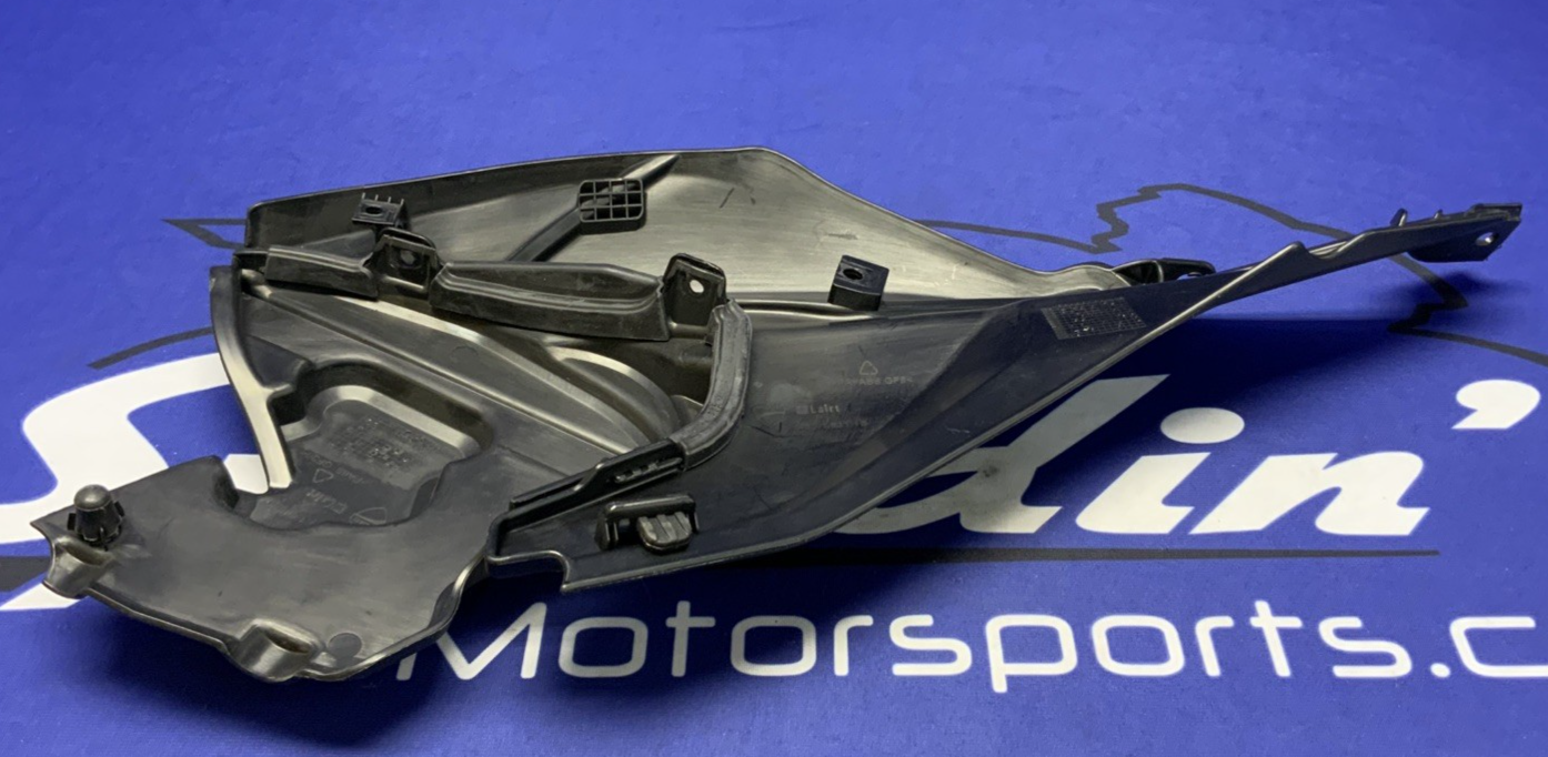 Ducati Left Cap Panigale V2 2020-2025 OEM 46016311B