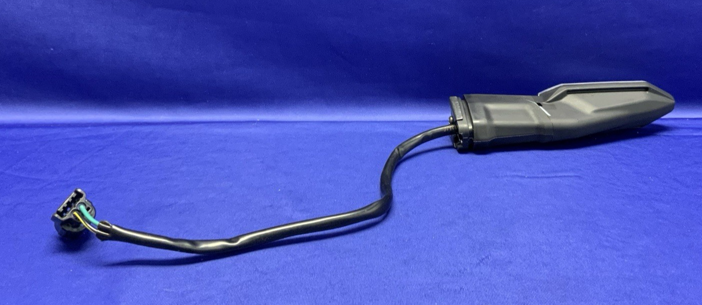 Kawasaki Left Turn Signal ZX4R/RR 2023-2026 OEM 23037-0565-1