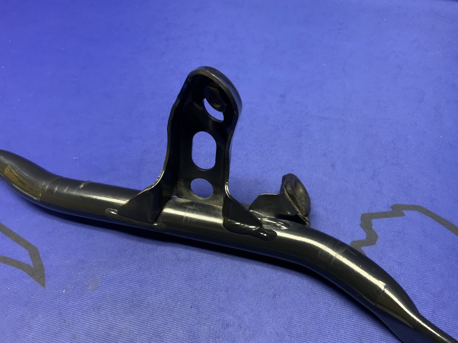 BMW Frame Rod Engine Support Set R1200 GS 2004-2013 OEM 46517707361, 46517705846