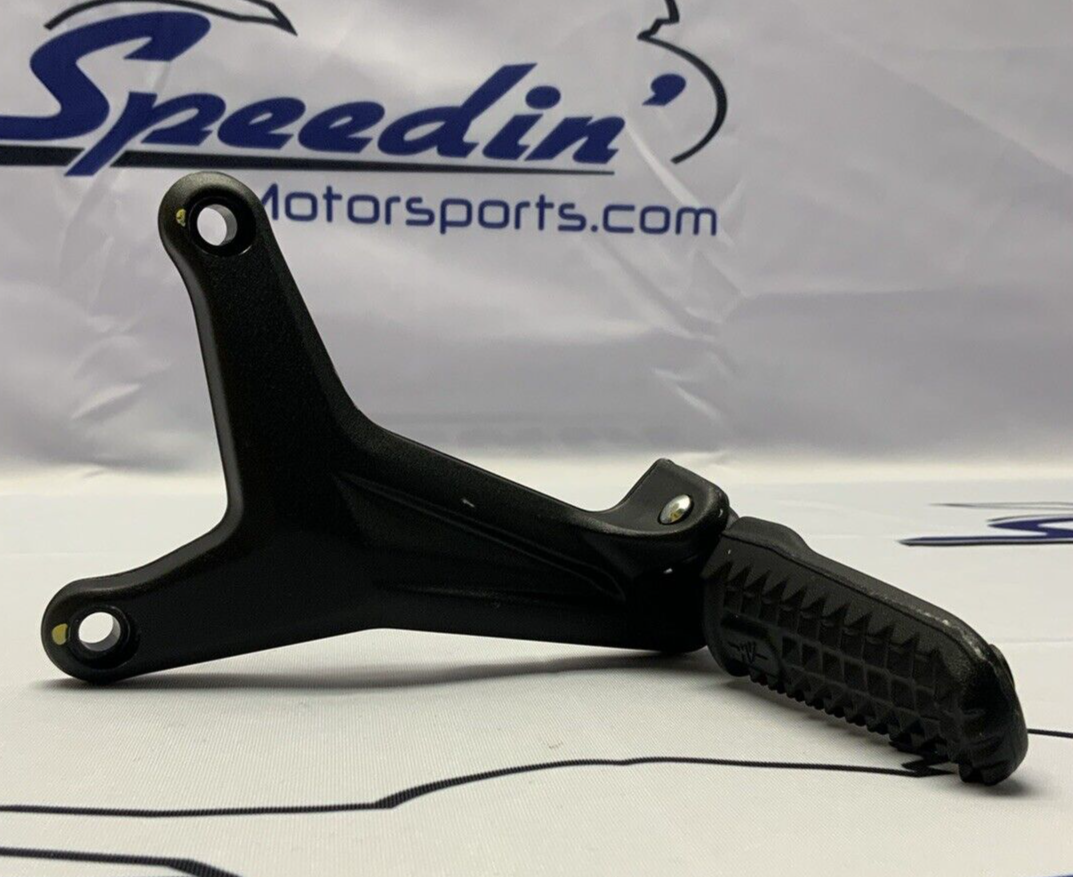 MV Agusta Right Foot Peg & Bracket F3RR 2021-2023 OEM 80A0C3591