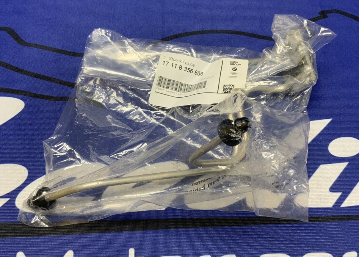 BMW Water/Oil Cooler Holder Bracket M1000RR 20-24/S1000RR 18-25 OEM 17118356806