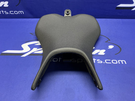 Suzuki Rider Seat (BLACK) GSX-8R/S 2023-2026 OEM 45100-25L22-QZF-1