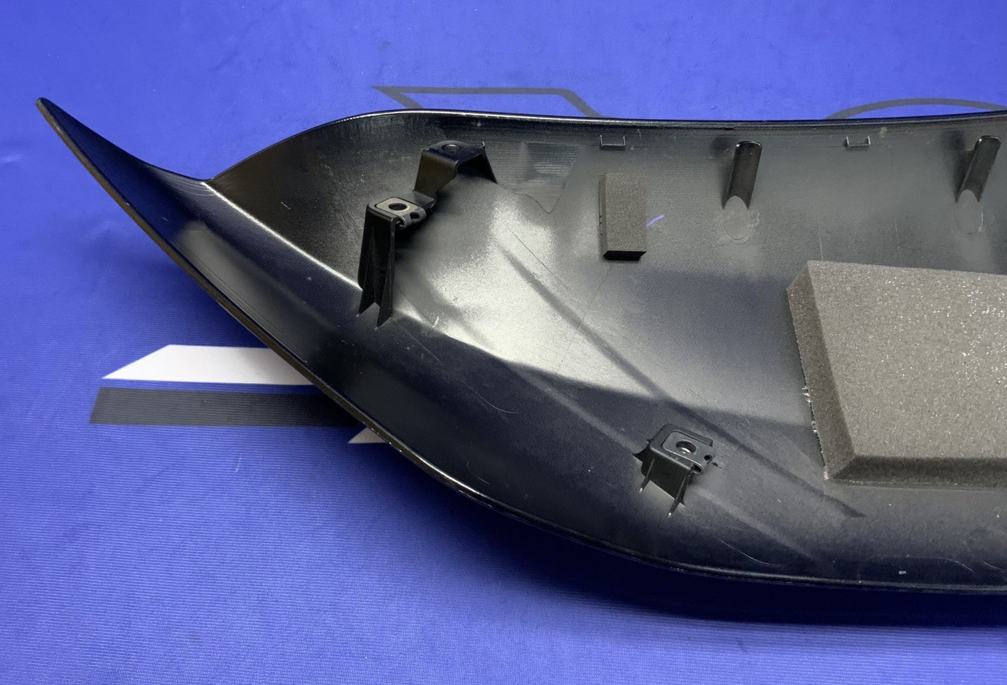 Yamaha Left Fairing (Raven Black) YZF-R6 2017-2026 OEM BN6-2835U-00-P1-1