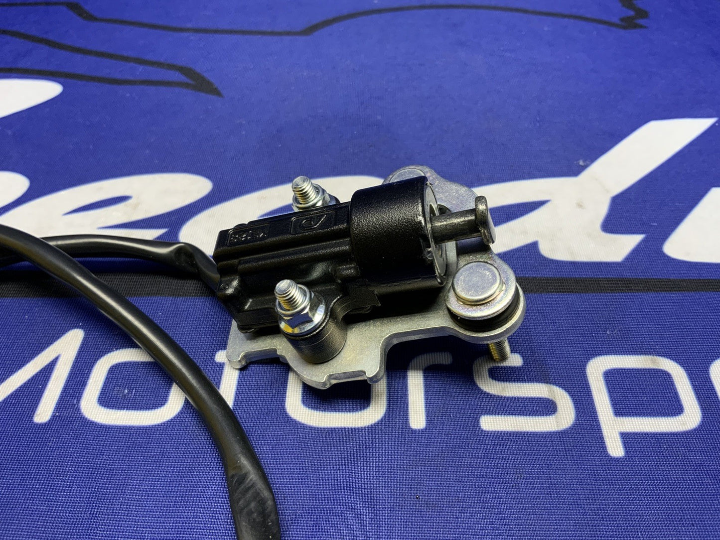 Yamaha Side Stand Switch YZF-R6/R6 CA 2017-2020 OEM BN6-82566-01-00-2