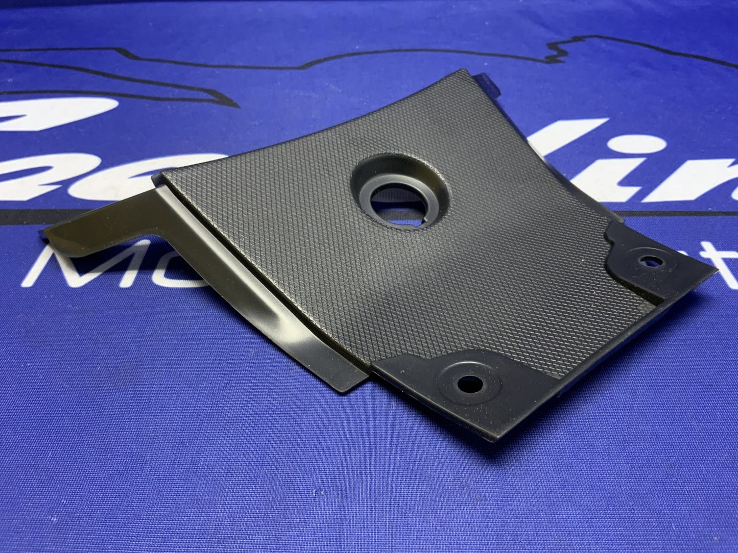 Suzuki Center Front Cover GSX-R1000 2017/2020-2023 47311-17K00