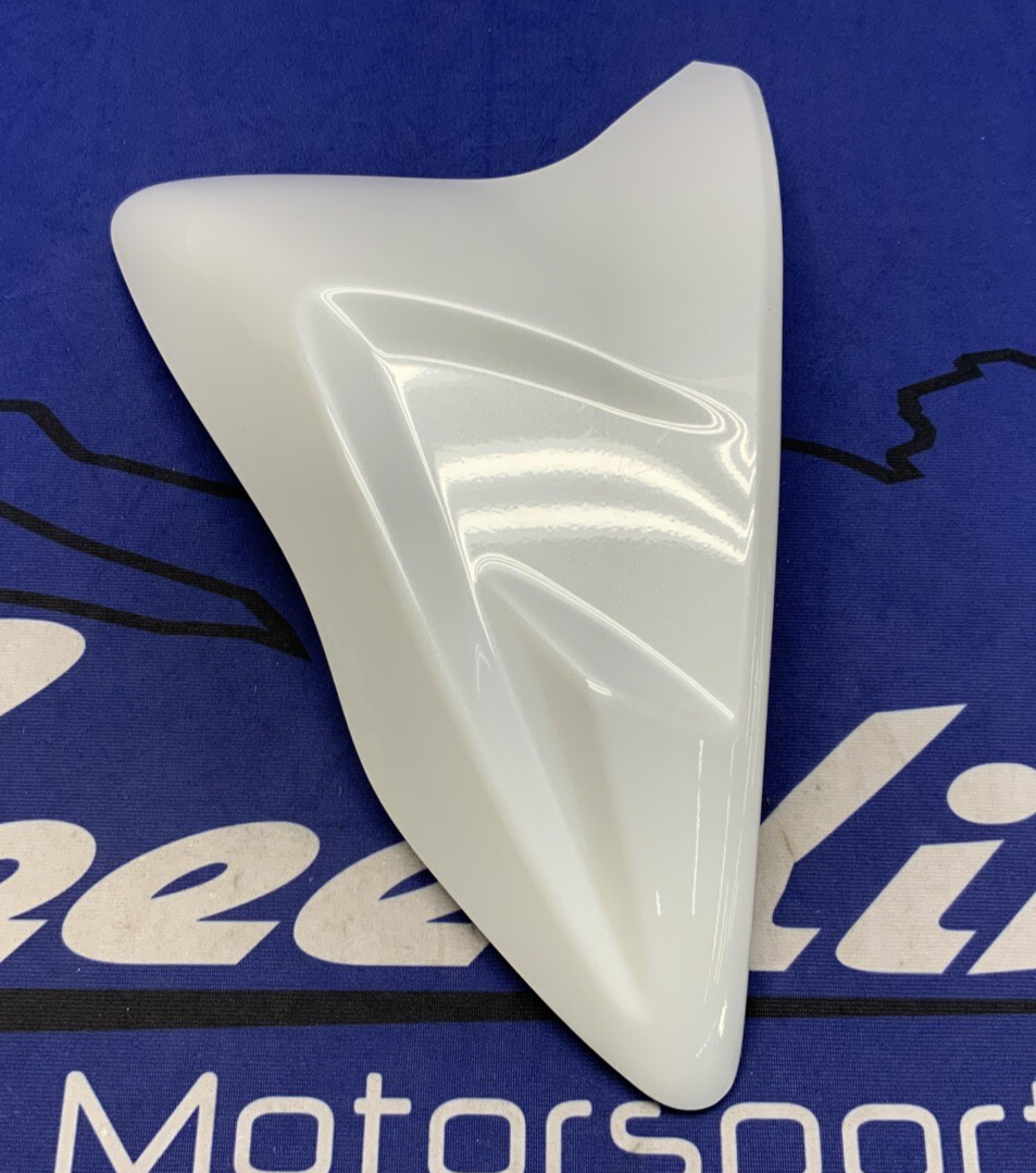 Suzuki Left White Fuel Tank Cover GSXR 600/750 2017-25 OEM 44280-14J80-YUH