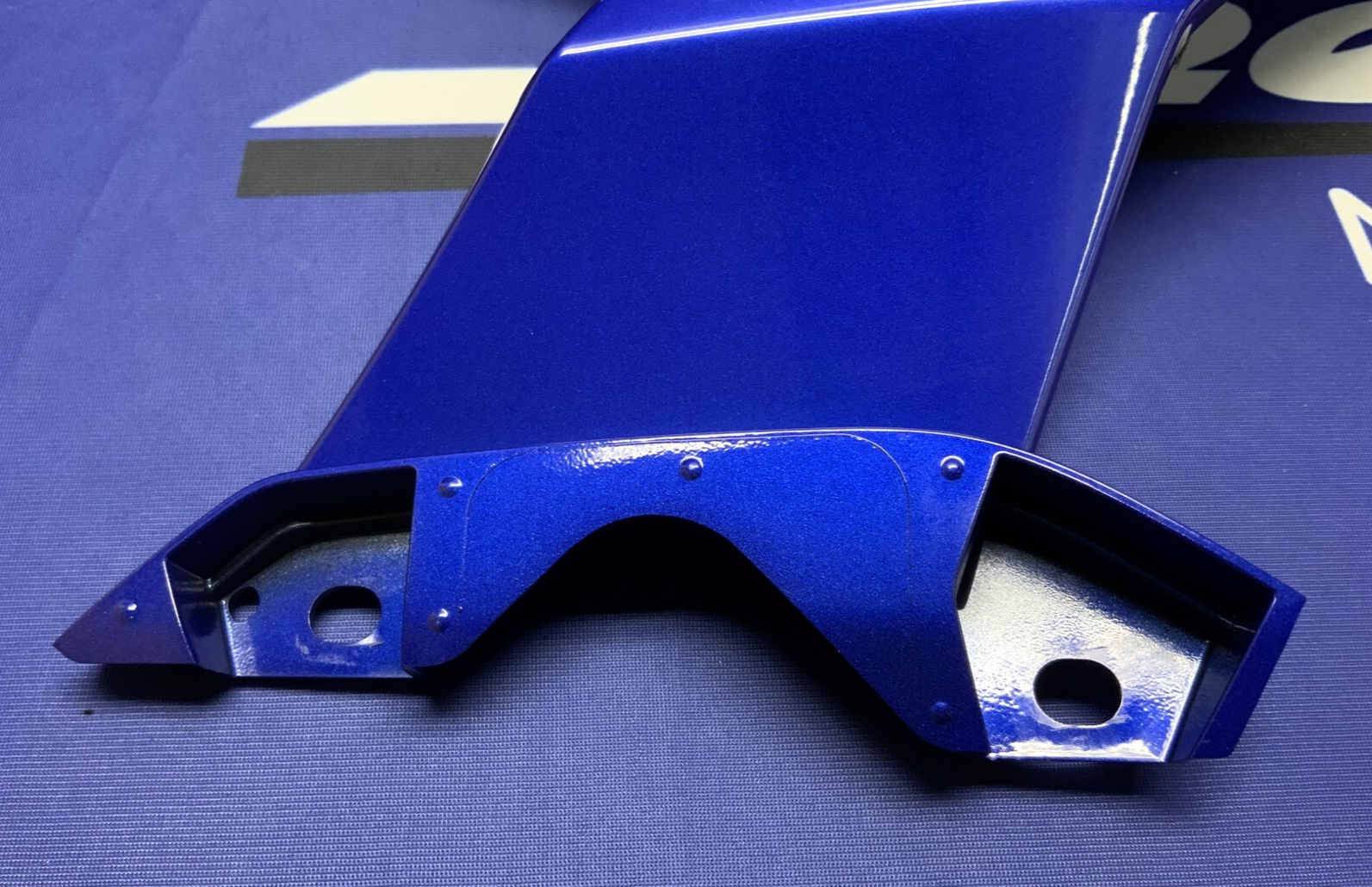 Yamaha Right Upper Fairing (Blue) YZF-R6 2017-2024 OEM BN6-2117W-00-P0