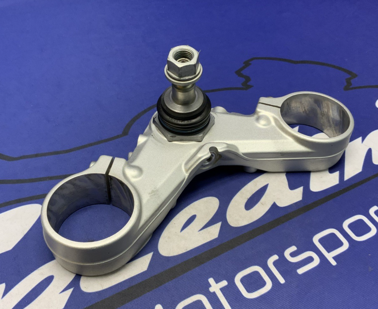 BMW Bottom Fork Mounting Bridge Triple Clamp R1200GS 2004-2013 OEM 31427664956