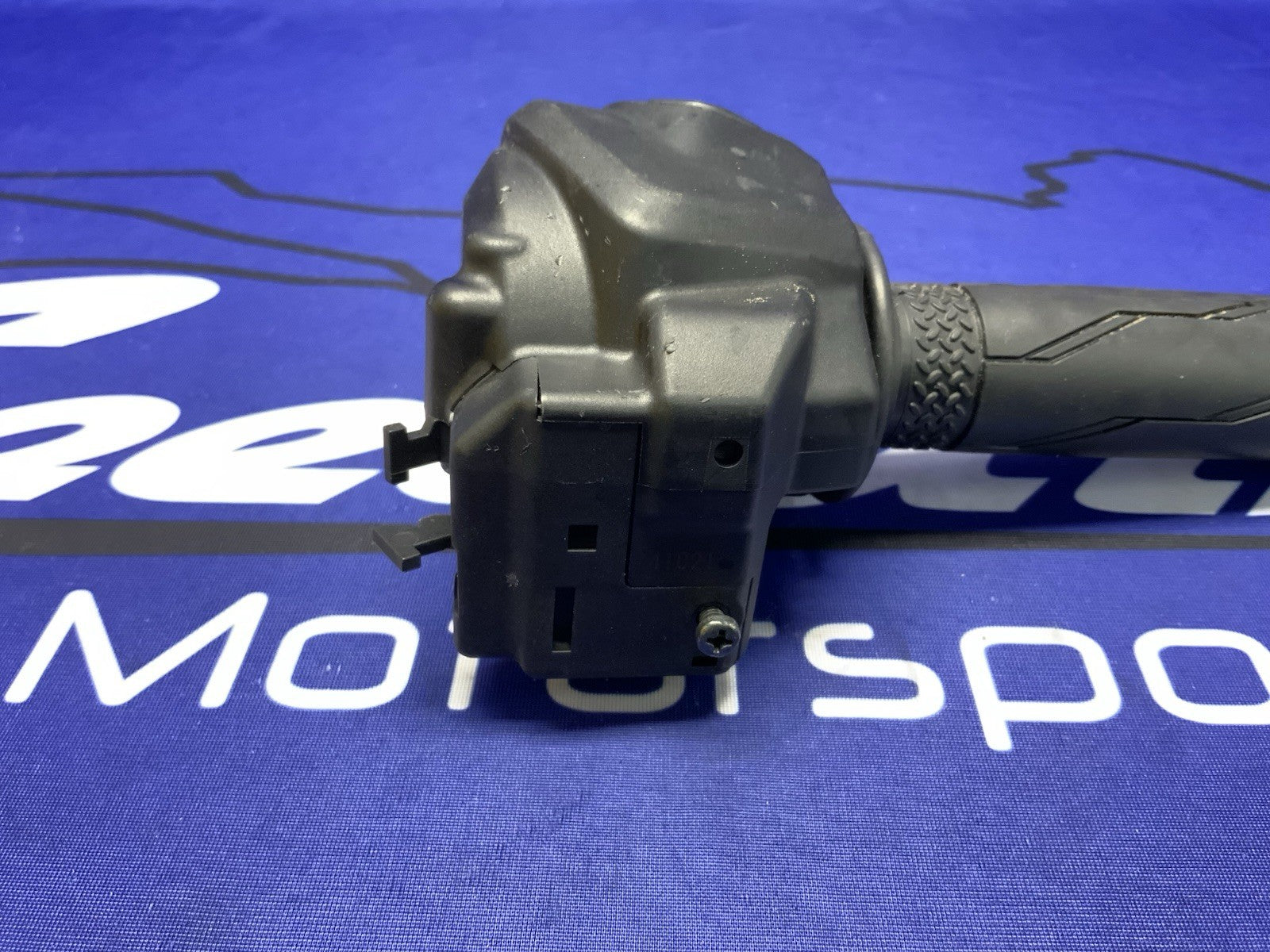 Yamaha Right Throttle & Ignition Switch YZF-R9 2025 OEM BKN-8291R-00-00