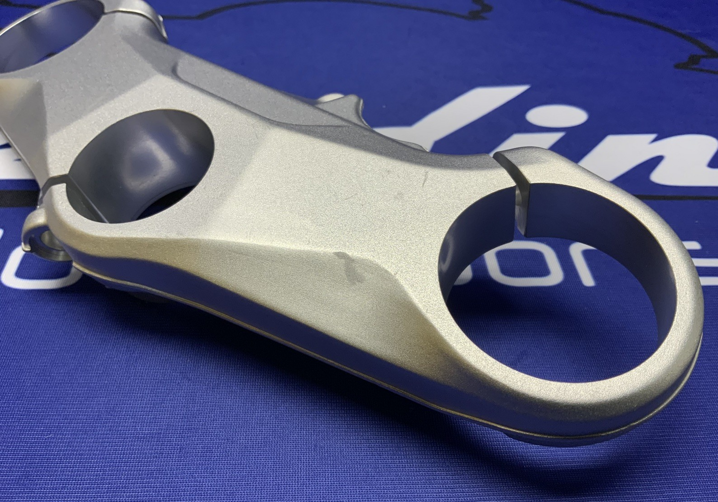 MV Agusta Triple Clamp F3 800 2012-2016/ F3 675 2012-2013 OEM 8000B5703