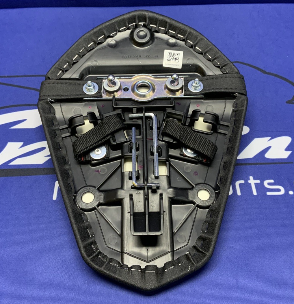 Suzuki Pillion Seat (Black) 2024-2026 OEM 45300-25L20-QZF