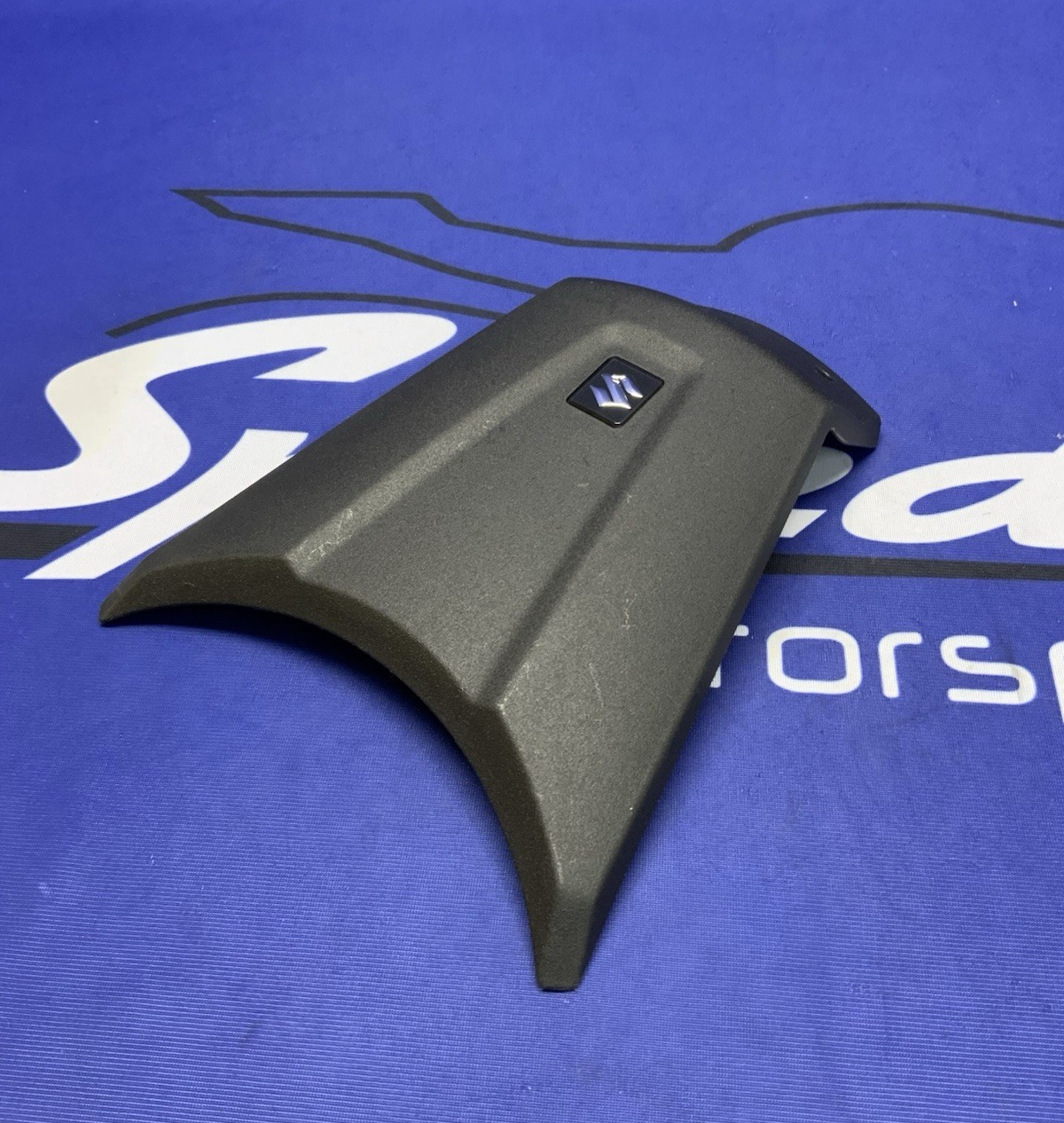 Suzuki Front Fuel Tank Cover GSX-8R 2024-2026 OEM 47561-25L00-1