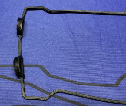 Suzuki Cylinder Head Valve Cover Gasket GSXR 600/750 2006-2025 OEM 11173-01H00