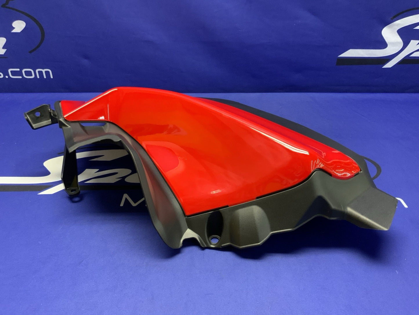 Ducati Right Tank Fairing (Ducati Red) Panigale V2 2020-2025 OEM 4801B012AA