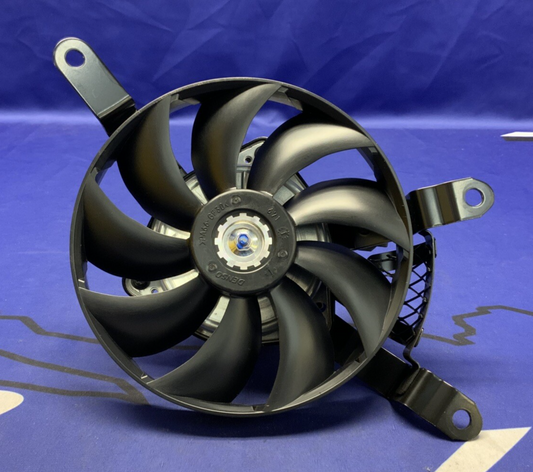 Suzuki Left Radiator Fan Assembly GSXR 1000/R 2017-2025 OEM 17820-17K00