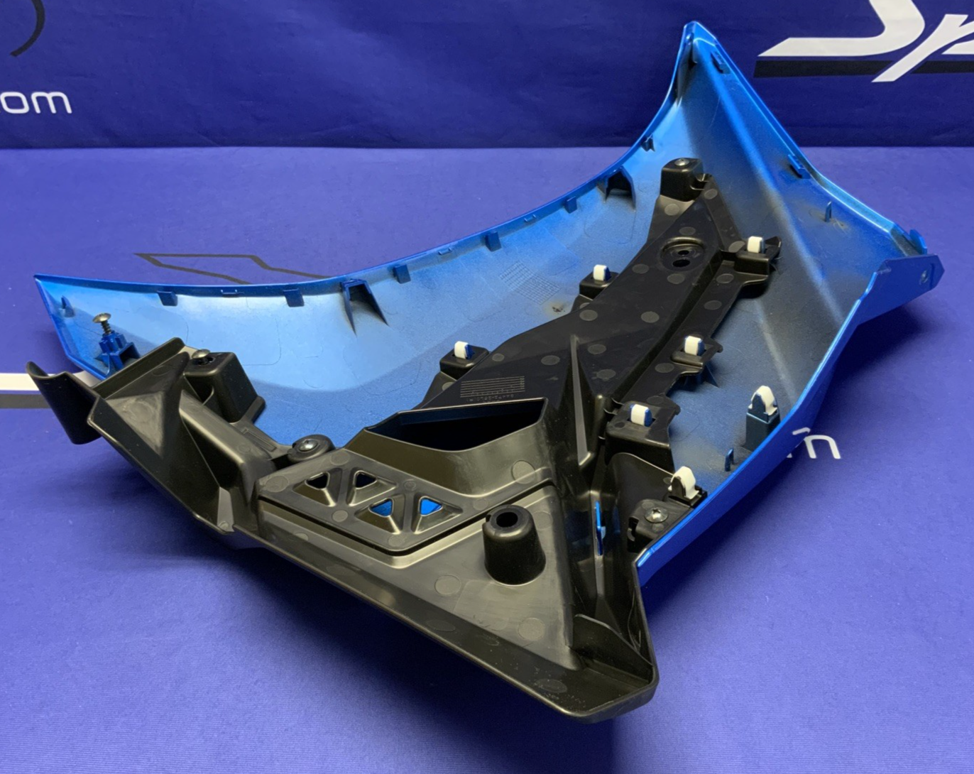 Suzuki Right Upper Fairing(Metallic Triton Blue) GSX-8R 2026 OEM 94470-25L10-YSF