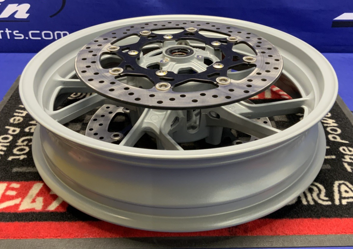 Suzuki Front Wheel W/ Rotors (Matte Gray) GSX-8R 2024-2026 OEM 54111-25L00-QZP