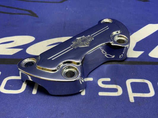Harley Davidson 1 Piece Handlebar Clamp Touring 1999-2006 OEM 55918-08