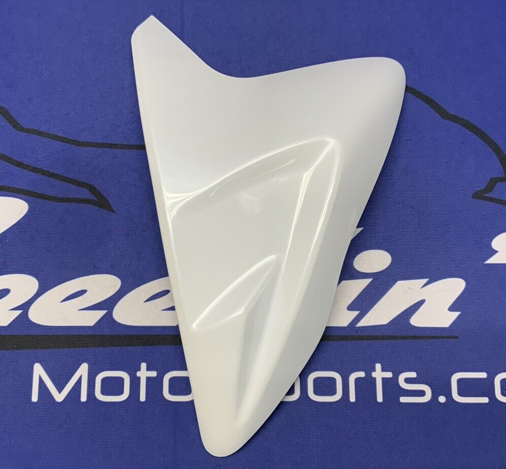 Suzuki Right White Fuel Tank Cover GSXR 600/750 2017-25 OEM 44270-14J80-YUH