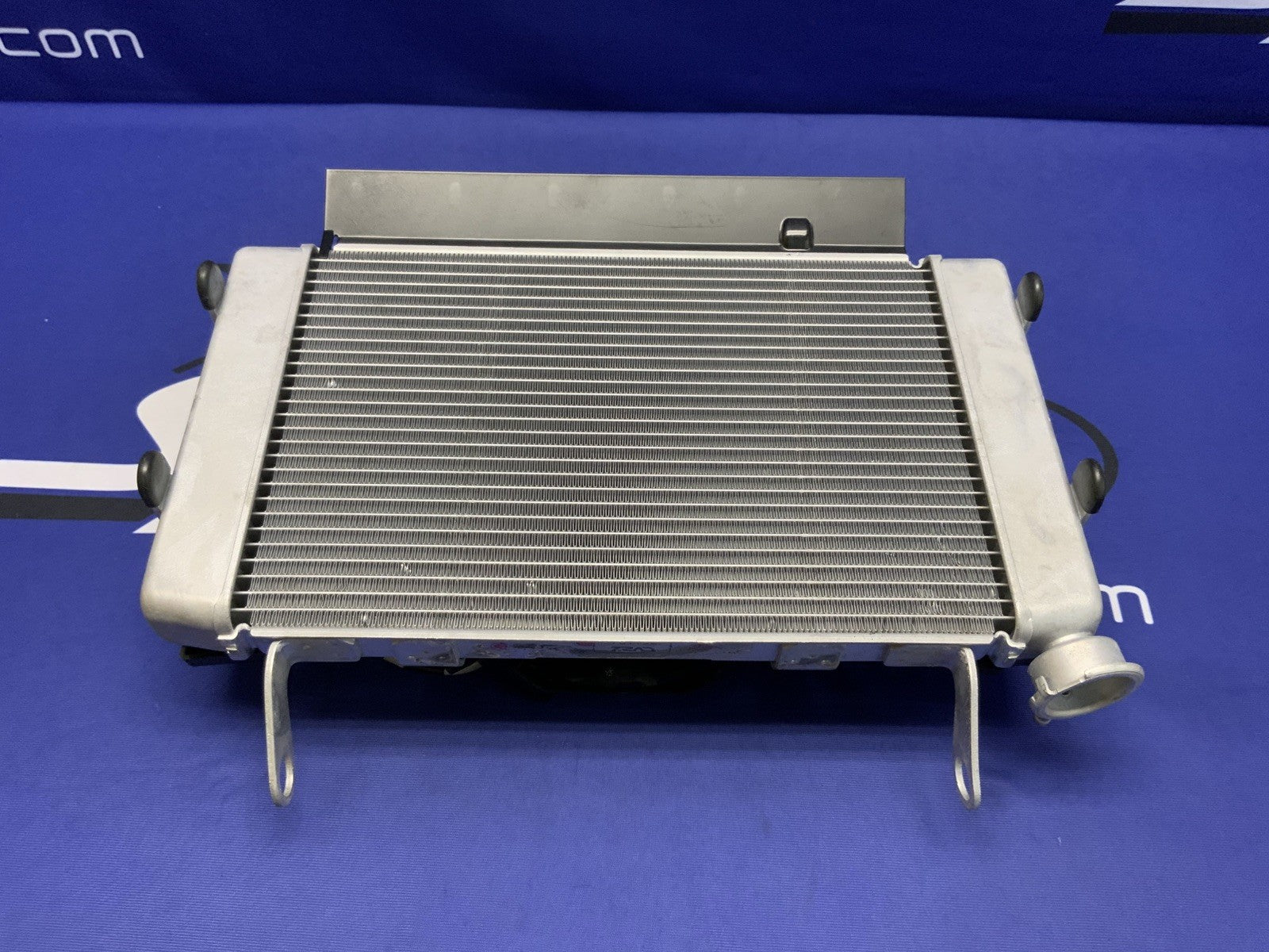 Suzuki Radiator Assembly W/Fan GSX-8R 2023-2026 OEM 17700-25L10-4