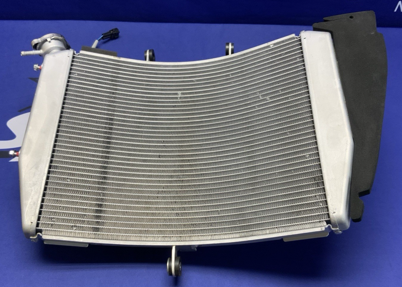 Kawasaki Radiator Assembly W/ Fan ZX-6R 2024-2026 OEM 39060-0754