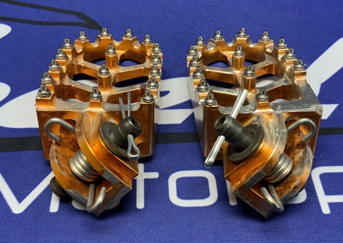 KTM Footrest Pegs Orange 125/250/450 2007-2012 OEM 5030314013390