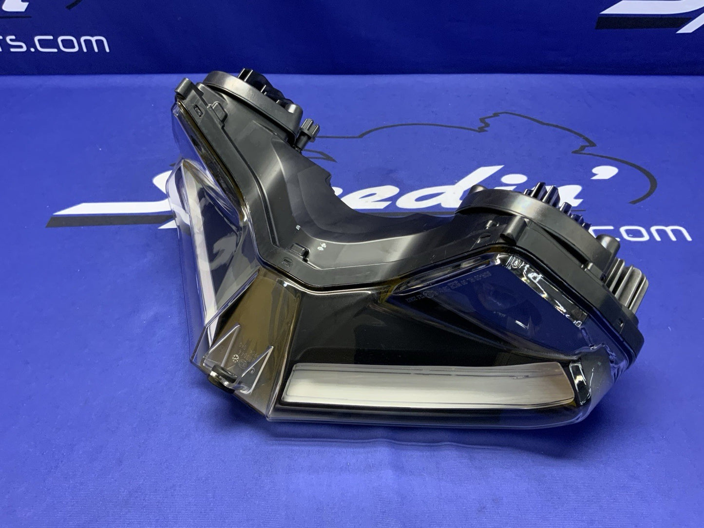 Ducati Headlight Assembly Panigale V2 2021-2025 OEM 52010422E-2