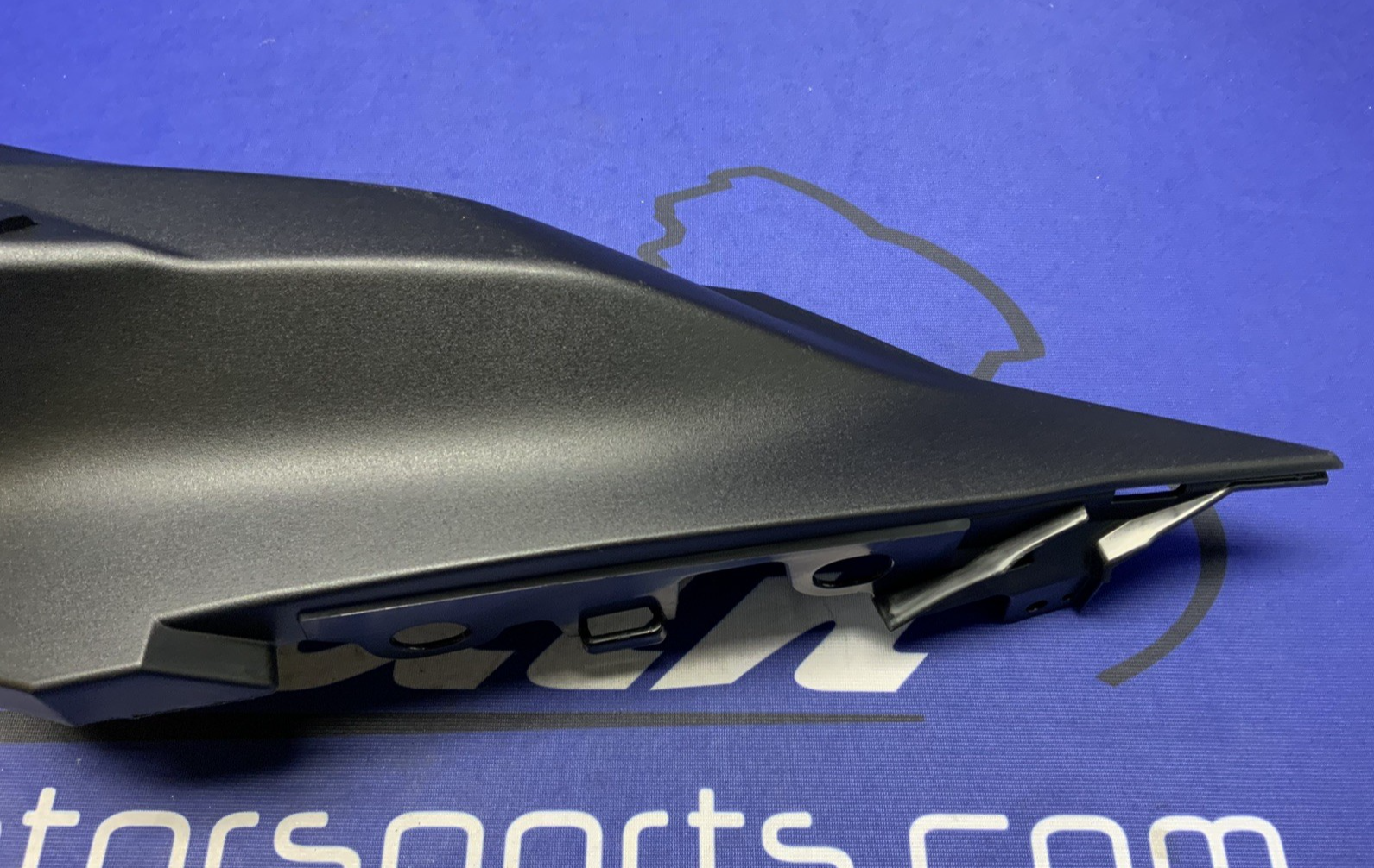 Yamaha Right Tail Inner Fairing YZF-R7 2022-2025 OEM BEB-21741-00-00