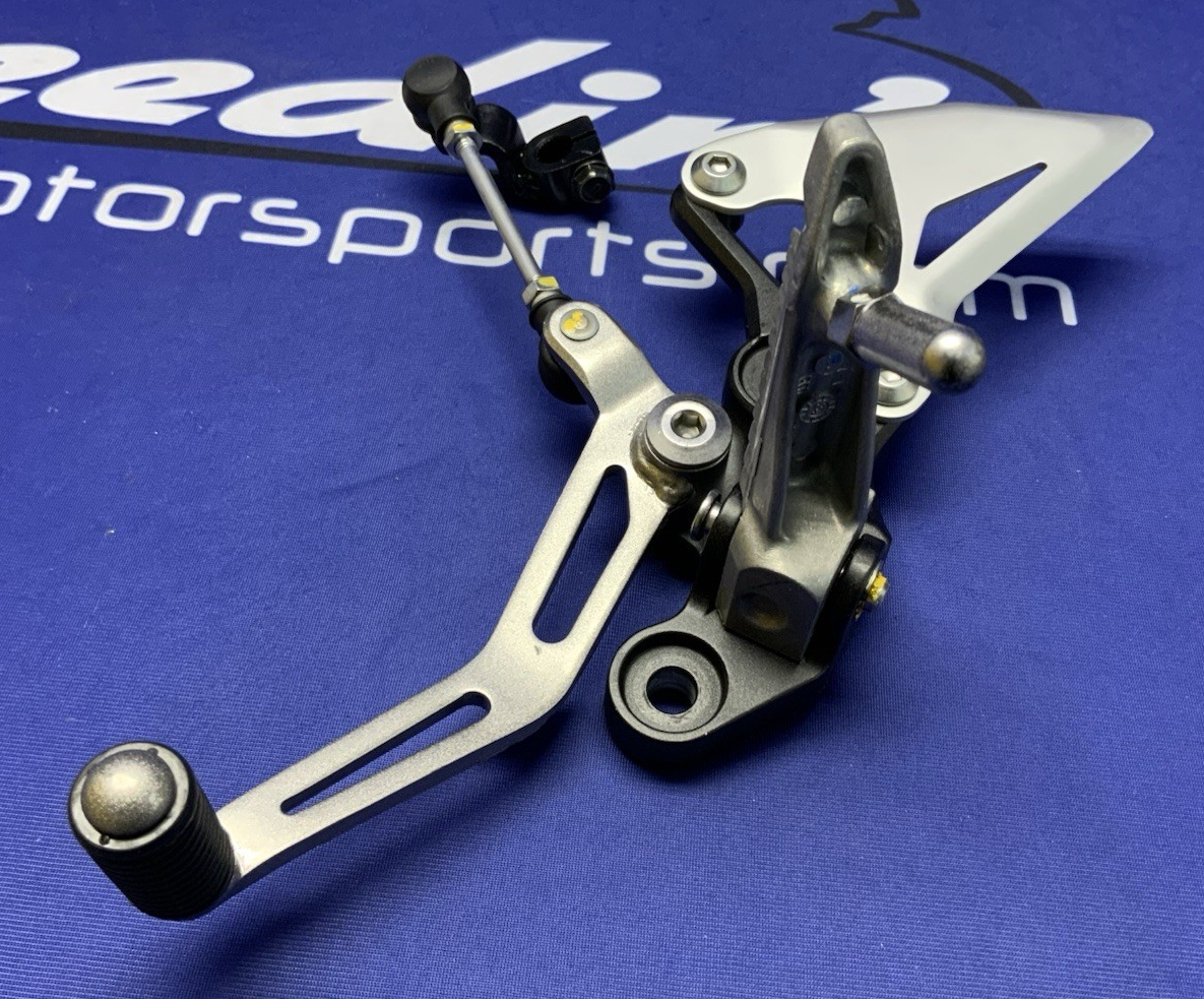 Kawasaki Left Rear Set W/ Lever & Shift Rod Ninja 500 2024-2026 OEM 35063-1407
