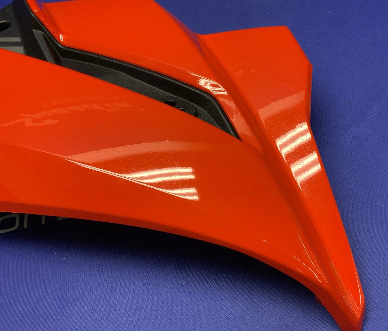 Suzuki Right Complete Fairing (Orange) GSX-8R 2023-2026 OEM 94470-25L10-QRE