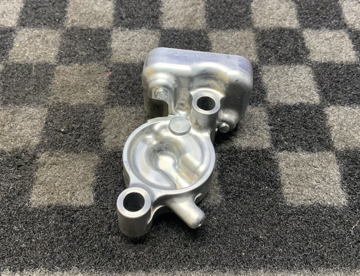 Suzuki Oil Pump Cover No. 2 RM-Z 250 2014-2018 OEM 16433-49H10