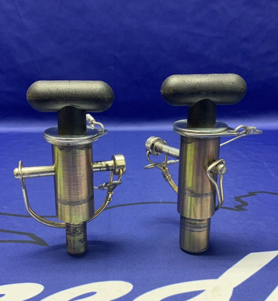 Pitbull Restraint Pins TL/TR Yamaha FZ1 2006-2014, FZ8 2011-2013 FYAM021-PIN