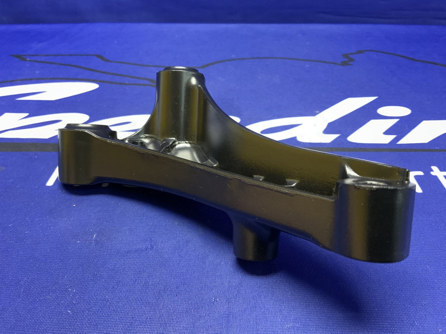 Kawasaki Engine Bracket Left Front Concours 14 ABS 2012-2022 OEM 32190-0424