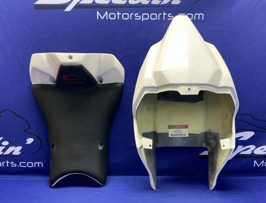 Carbonin Avio Fiber Tail Unit (White) W/ Seat ZX-10R 2016-2020 K18300AF
