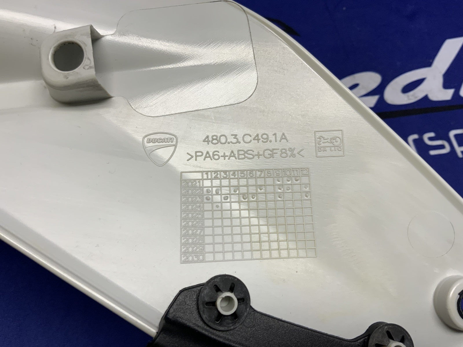 Ducati Upper Right Fairing (White) RACE Panigale V4 2022-2024 OEM 48030491A