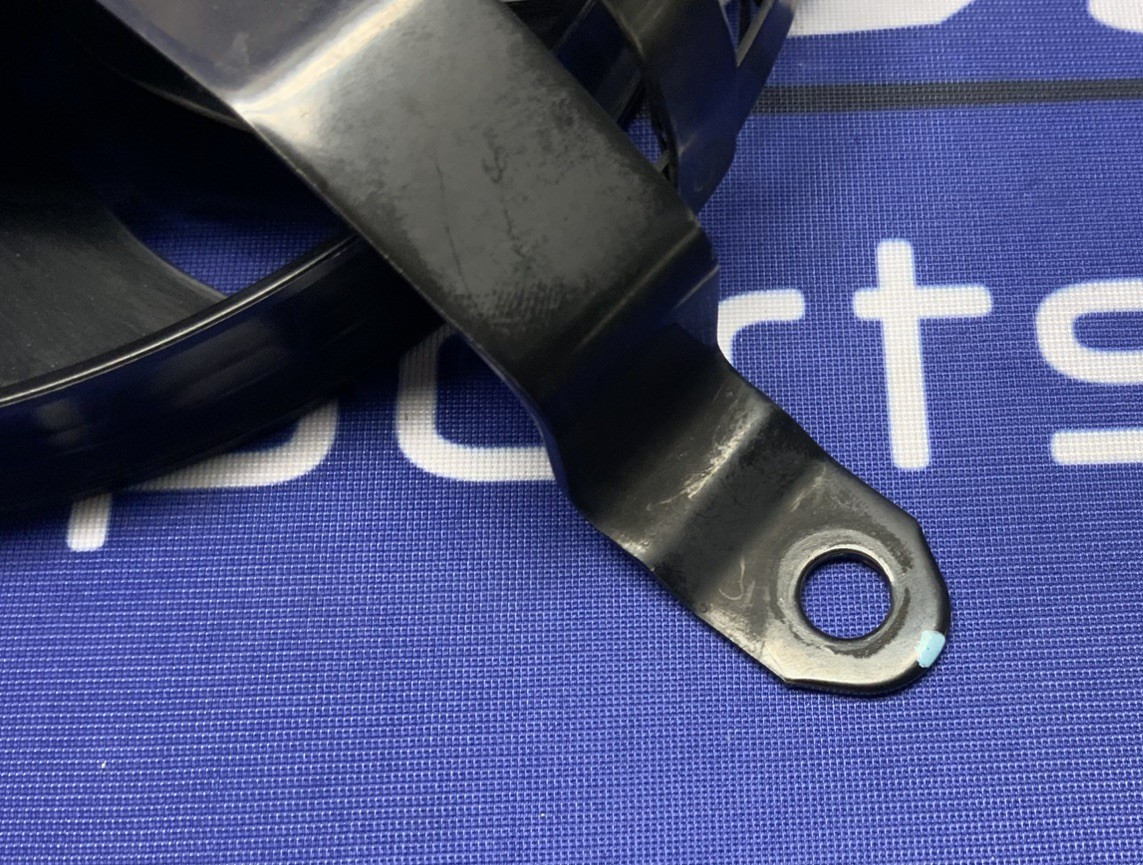 Suzuki Right Radiator Fan Assembly GSXR 1000/R 2017-2025 OEM 17810-17K00