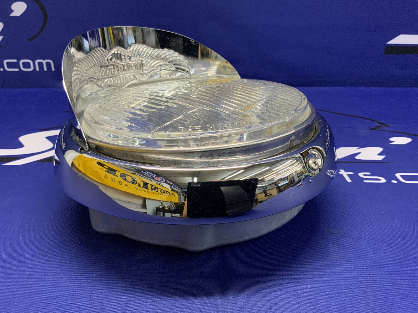 Harley Davison Headlamp Assembly FLHT Electra Glide 1999-2006 OEM 67001-08