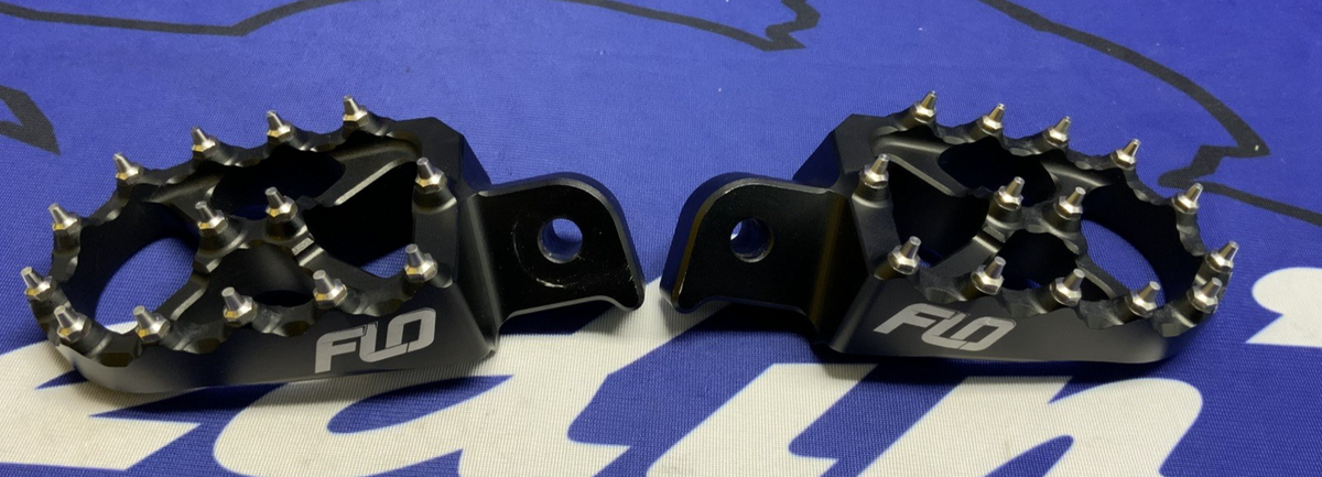 Flo Motorsports Pit Bike Foot Pegs CRF/KLX Kawasaki KLX110 FPEG-798BLK