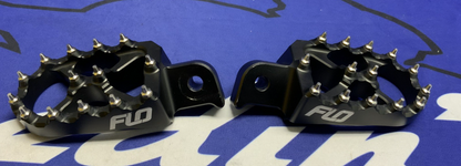 Flo Motorsports Pit Bike Foot Pegs CRF/KLX Kawasaki KLX110 FPEG-798BLK