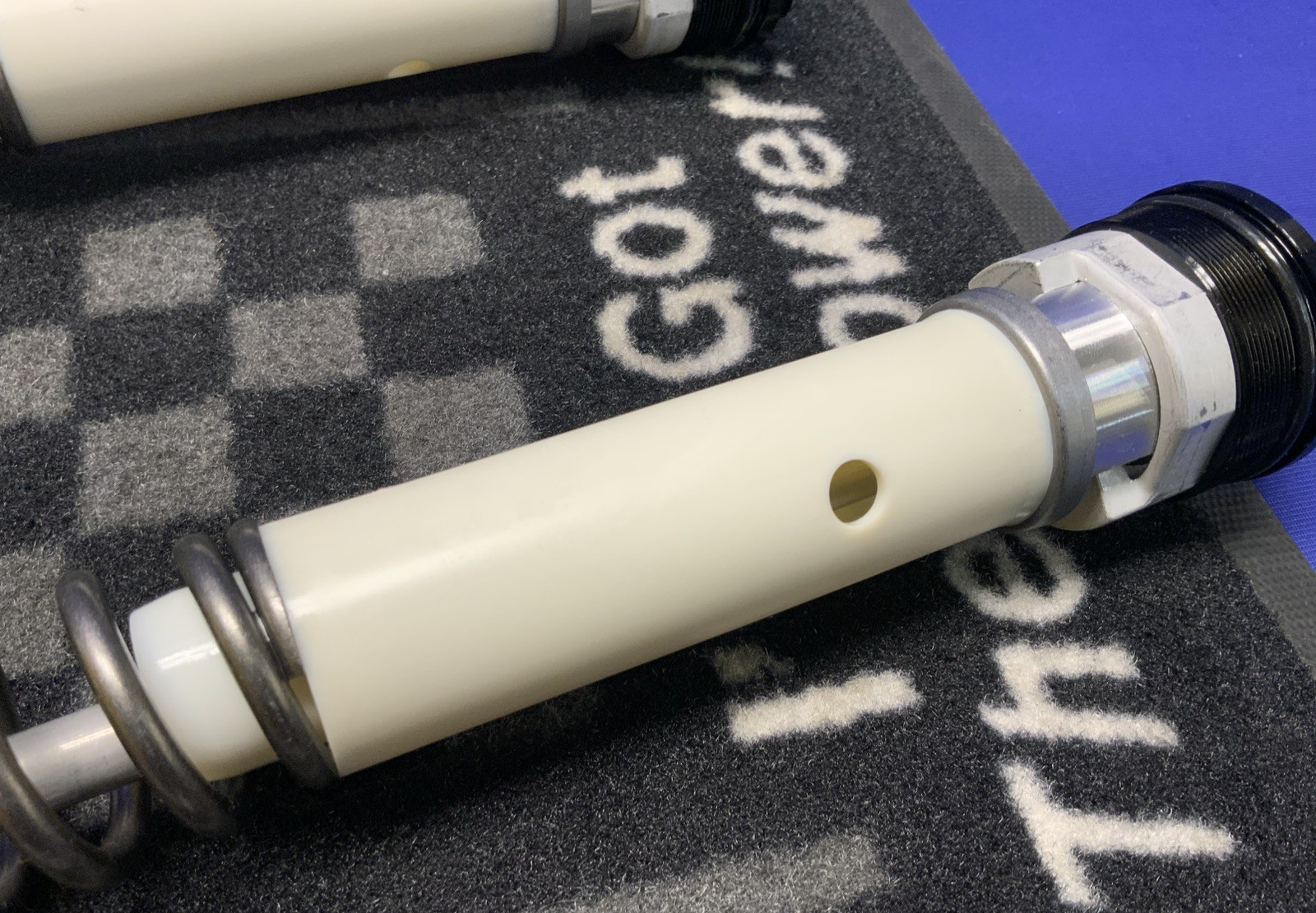 Yamaha Front Fork Cartridge Set YZF-R9 2025 OEM BKN-23102-00-00