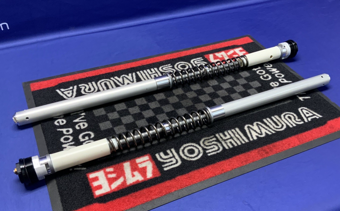 Yamaha Front Fork Cartridge Set YZF-R9 2025 OEM BKN-23102-00-00