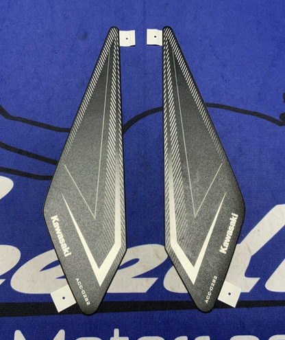 Kawasaki Knee Pad Set Ninja 400 2018-2023 OEM 99994-1129