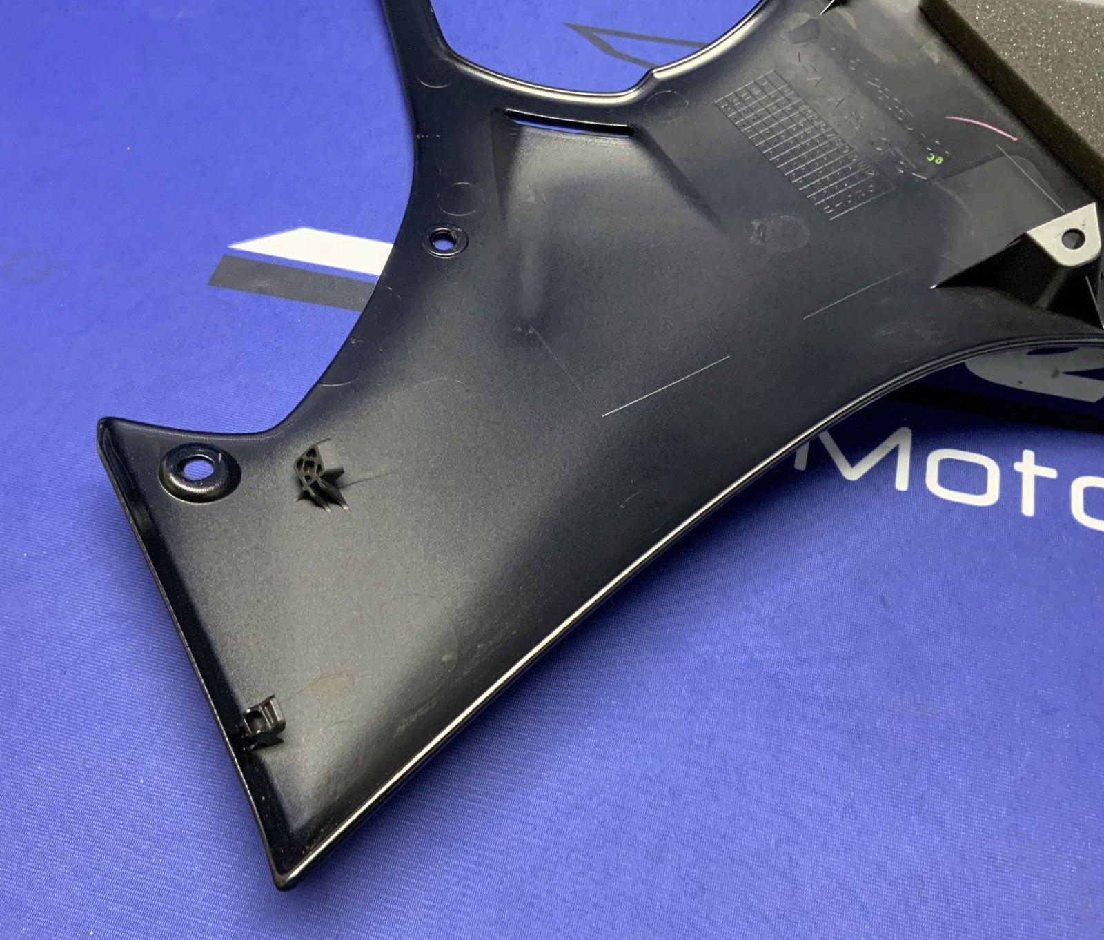 Yamaha Left Fairing (Raven Black) YZF-R6 2017-2026 OEM BN6-2835U-00-P1