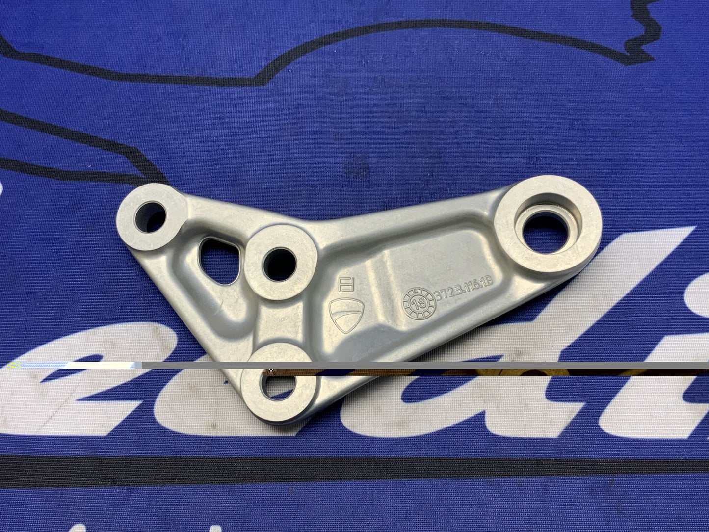 Ducati Left Rear Suspension Arm Ducati Panigale 1199 2012-2014 OEM 37211161BA
