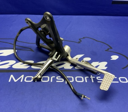 Yamaha Right Front Rear Set W/ Brake Pedal YZF-R1 2009-2013 OEM 14B-27420-00-00